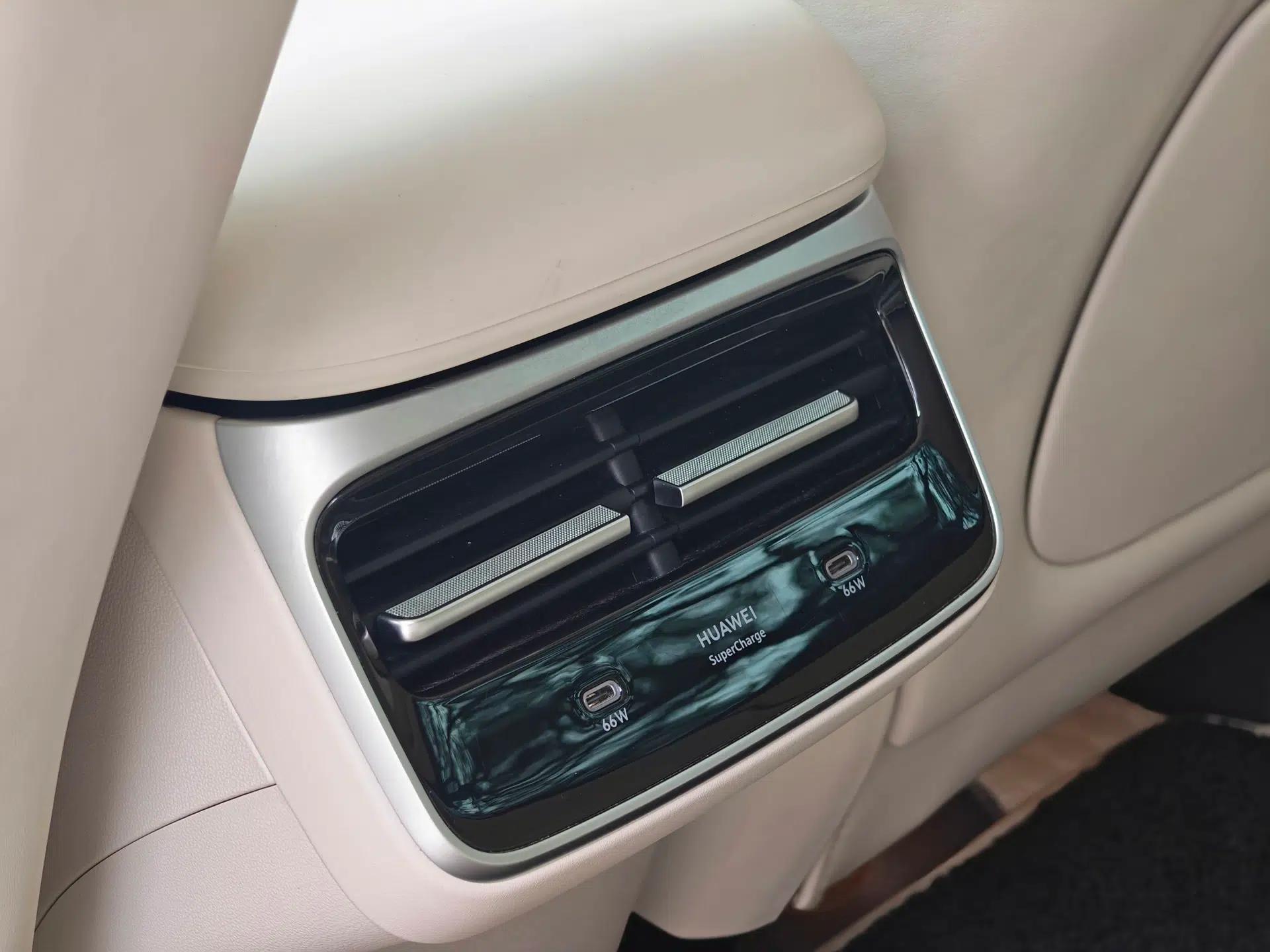 Hima Luxeed R7 2025 Range-Extended Version 251 km Max — миниатюра 31