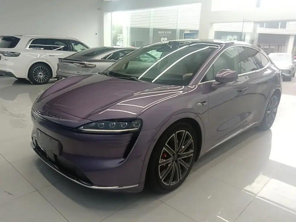 Hima Luxeed R7 2025 Extended-Range 331km Ultra — миниатюра 1
