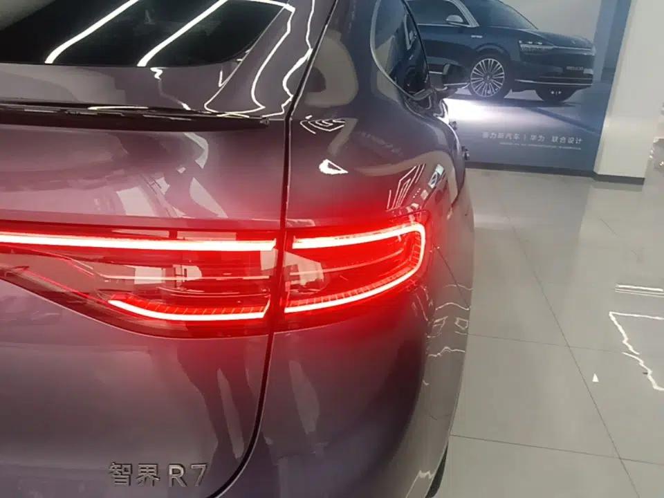 Hima Luxeed R7 2025 Extended-Range 331km Ultra — миниатюра 9