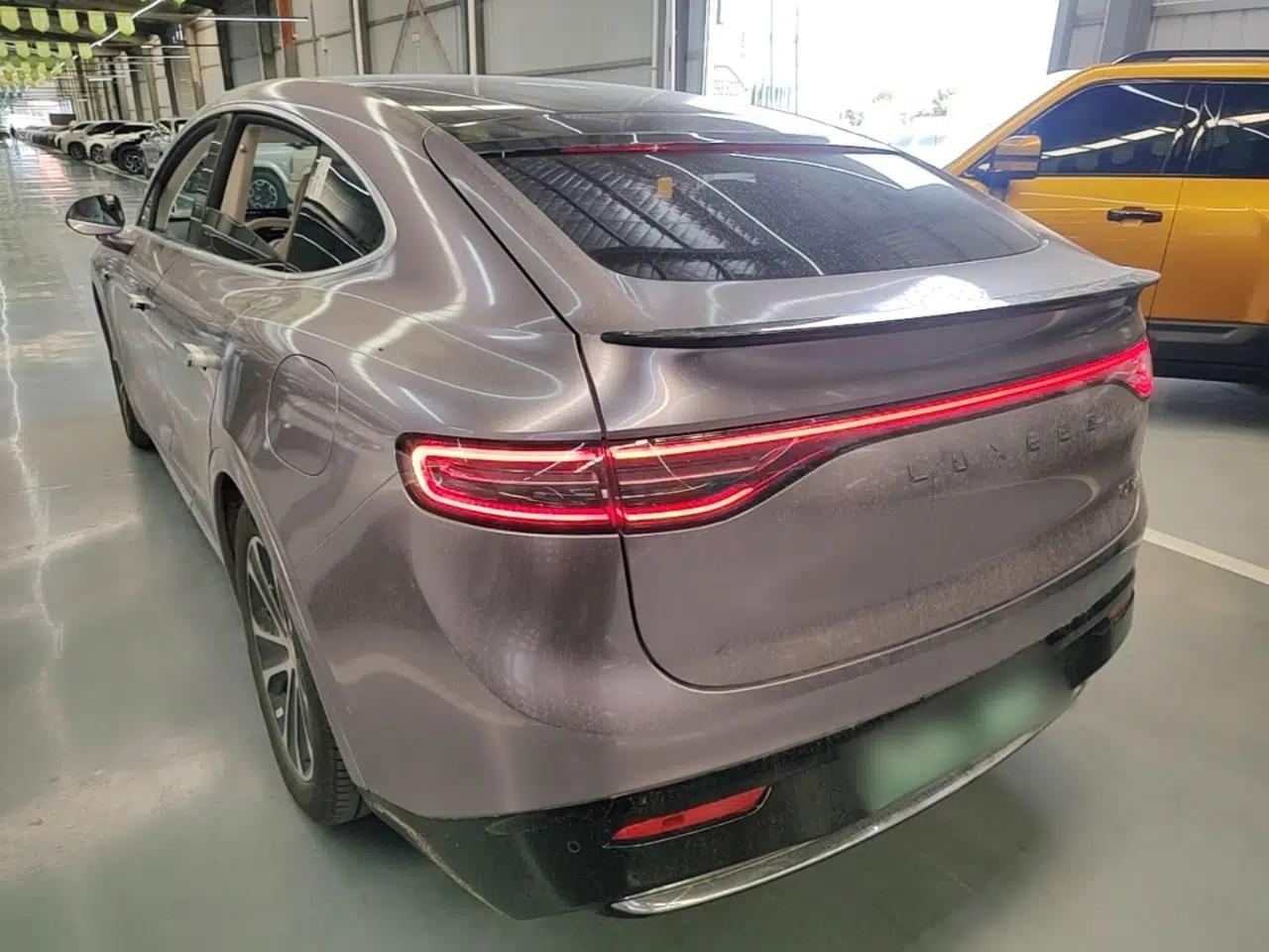 Hima Luxeed R7 2024 Pure Electric 667km Pro — миниатюра 13