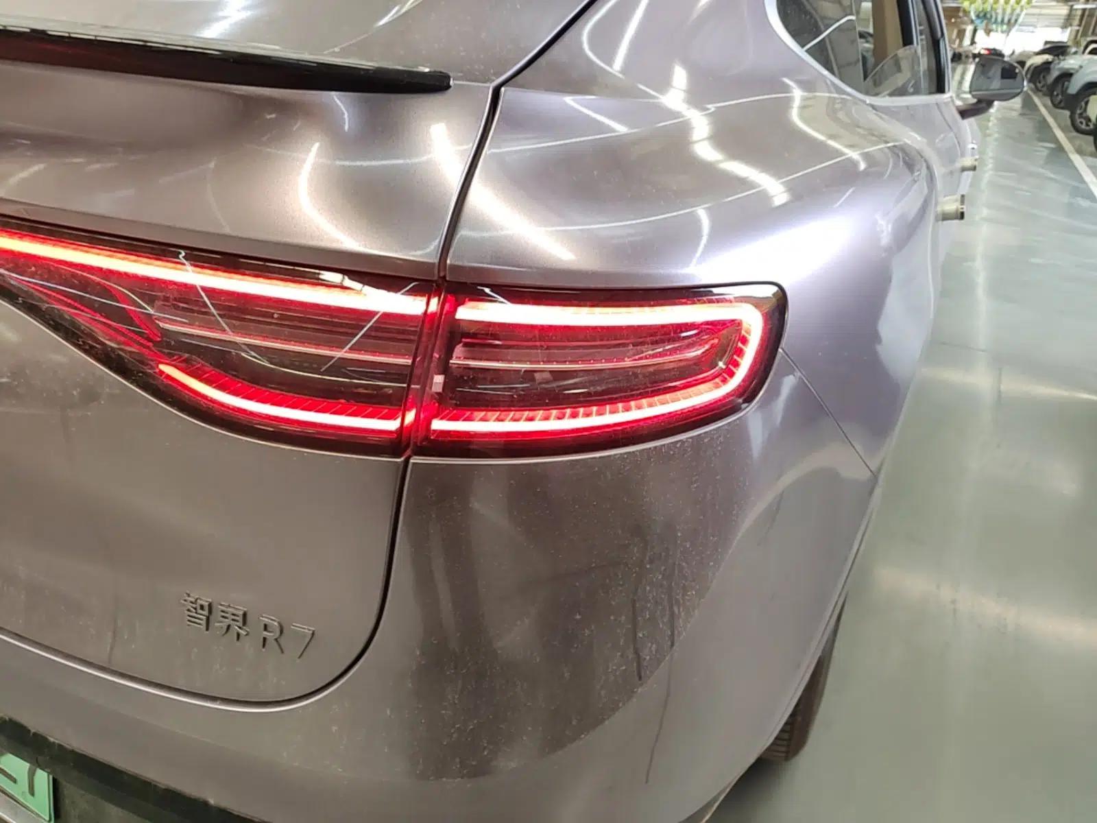 Hima Luxeed R7 2024 Pure Electric 667km Pro — миниатюра 14