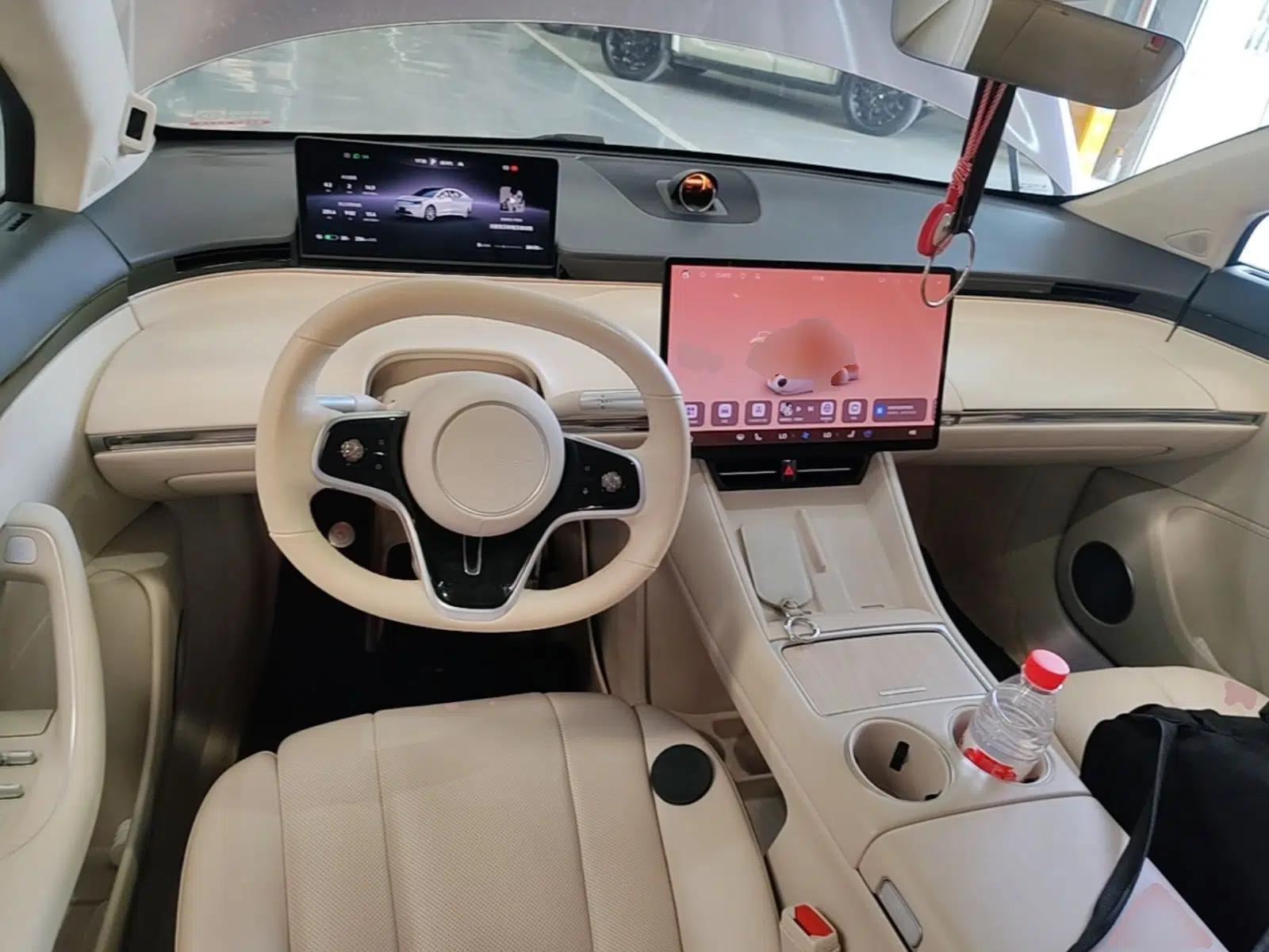 Hima Luxeed R7 2024 Pure Electric 667km Pro — миниатюра 17