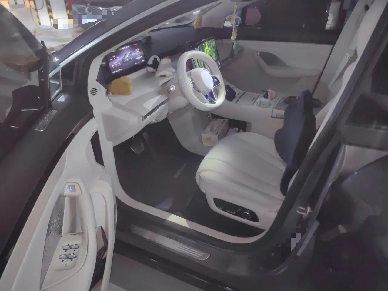 Hima Luxeed R7 2024 Pure Electric 667km Pro — миниатюра 16