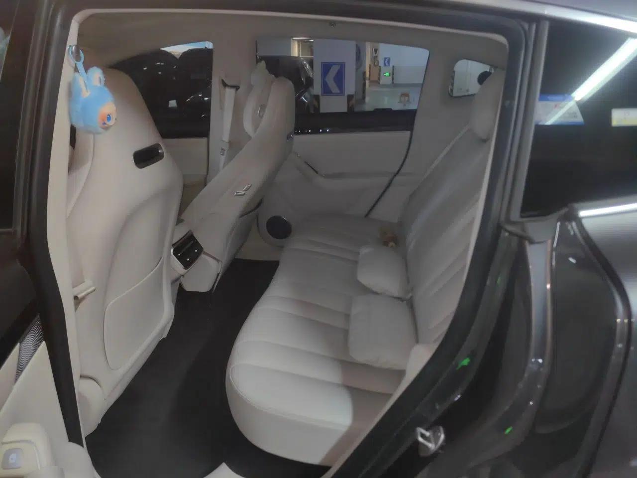 Hima Luxeed R7 2024 Pure Electric 667km Pro — миниатюра 17