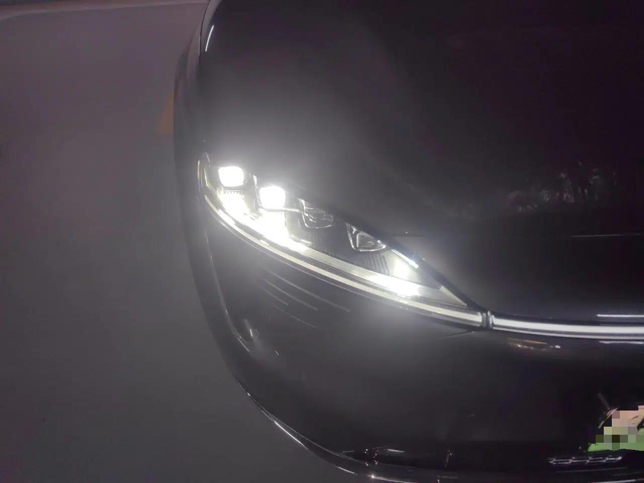 Hima Luxeed R7 2024 Pure Electric 667km Pro — миниатюра 7