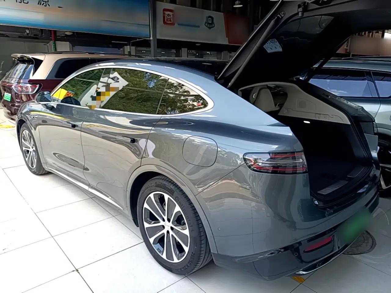 Hima Luxeed R7 2024 Pure Electric 667km Pro — миниатюра 4