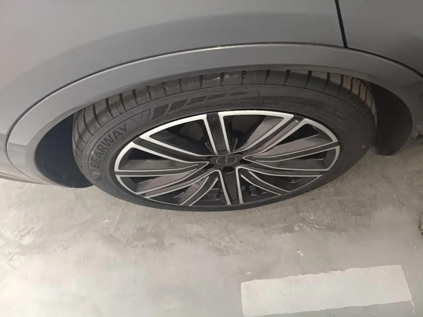Hima Luxeed R7 2024 All-Electric 802 km Max — миниатюра 11