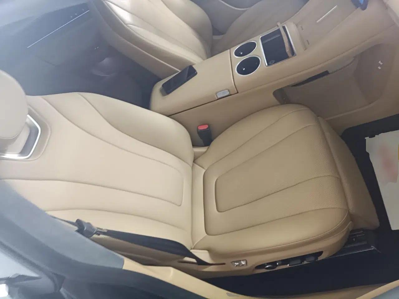 Hima Luxeed R7 2024 All-Electric 802 km Max — миниатюра 24