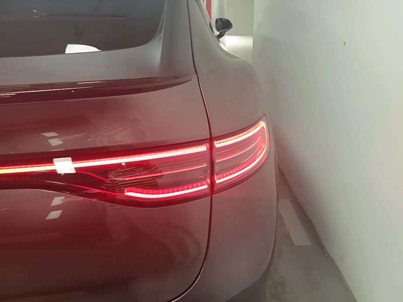 Hima Luxeed R7 2024 All-Electric 802 km Max — миниатюра 9