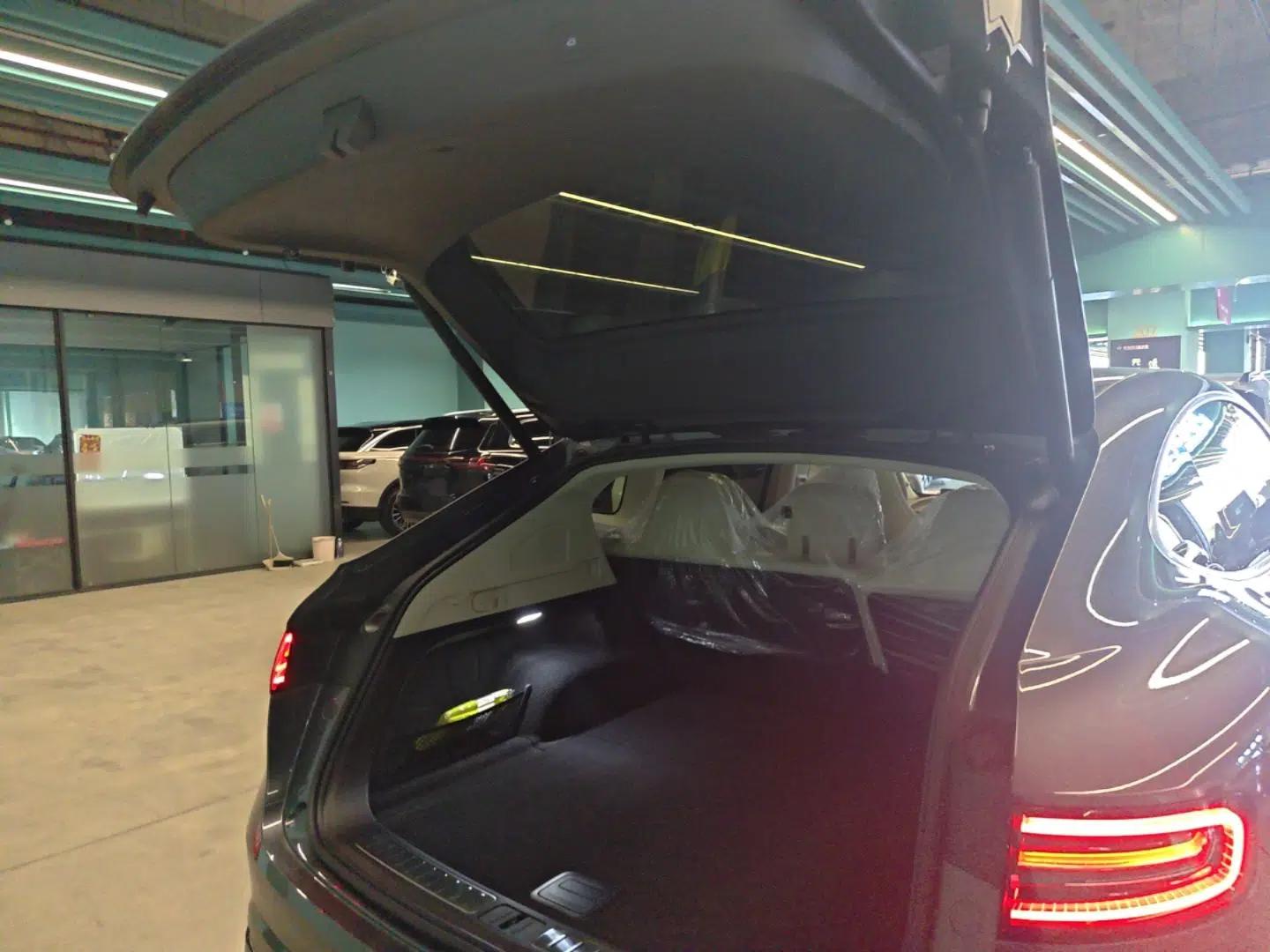 Hima Luxeed R7 2025 Range-Extended Version 251 km Max — миниатюра 27