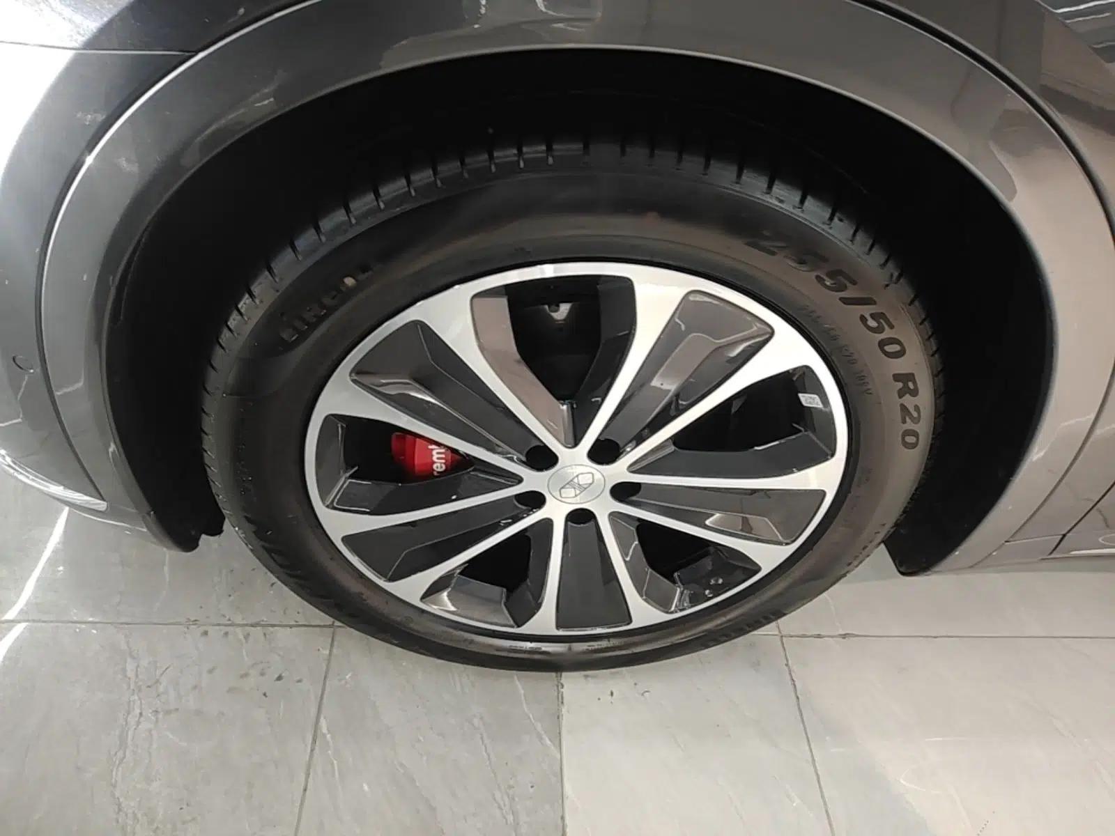 Hima Luxeed R7 2026 Model Range-Extending Ultra — миниатюра 10