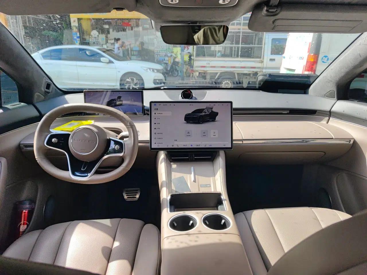 Hima Luxeed R7 2024 All-Electric 802 km Max — миниатюра 9