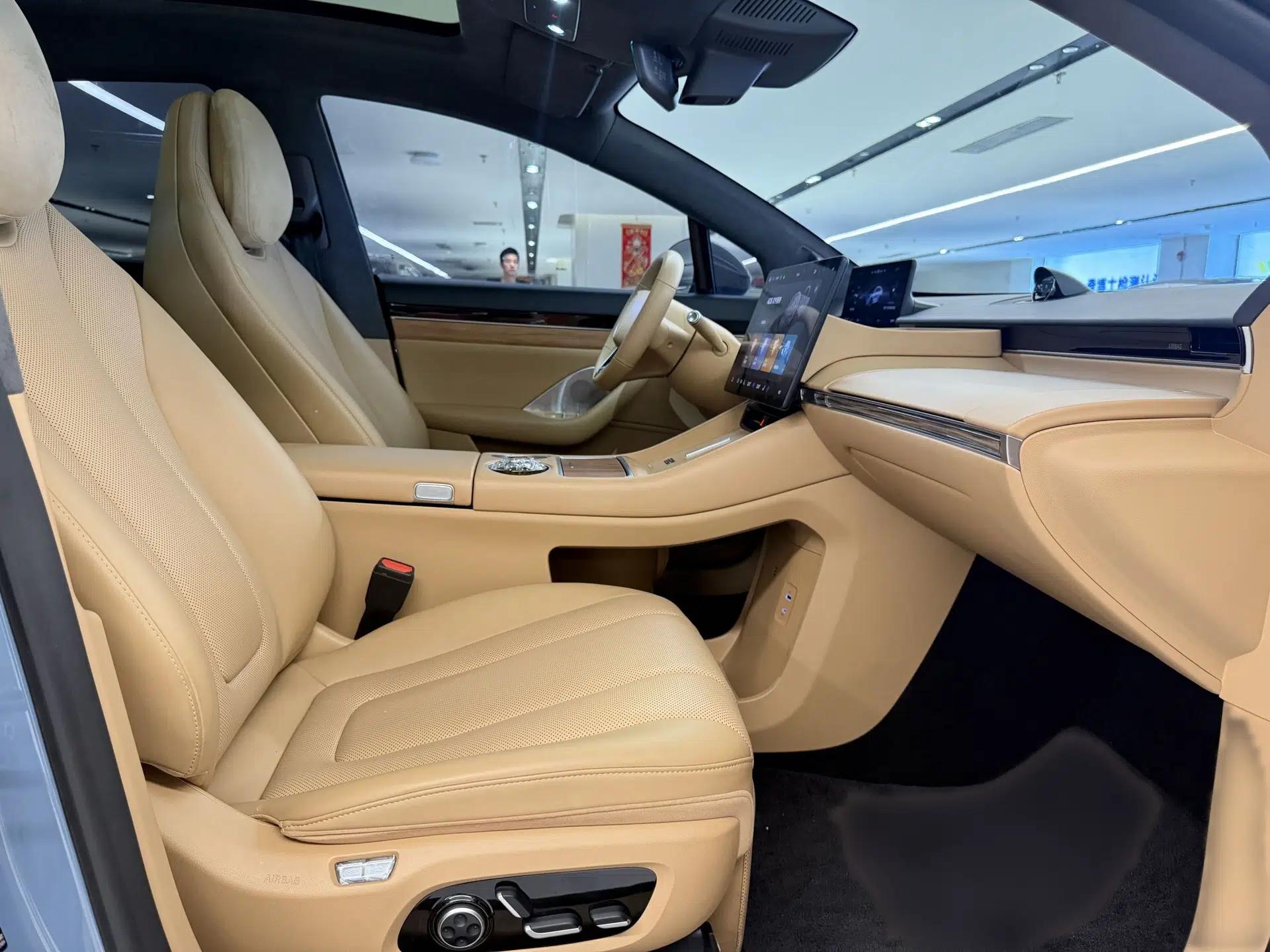 Hima Luxeed R7 2025 Range-Extended Version 251 km Max — миниатюра 35