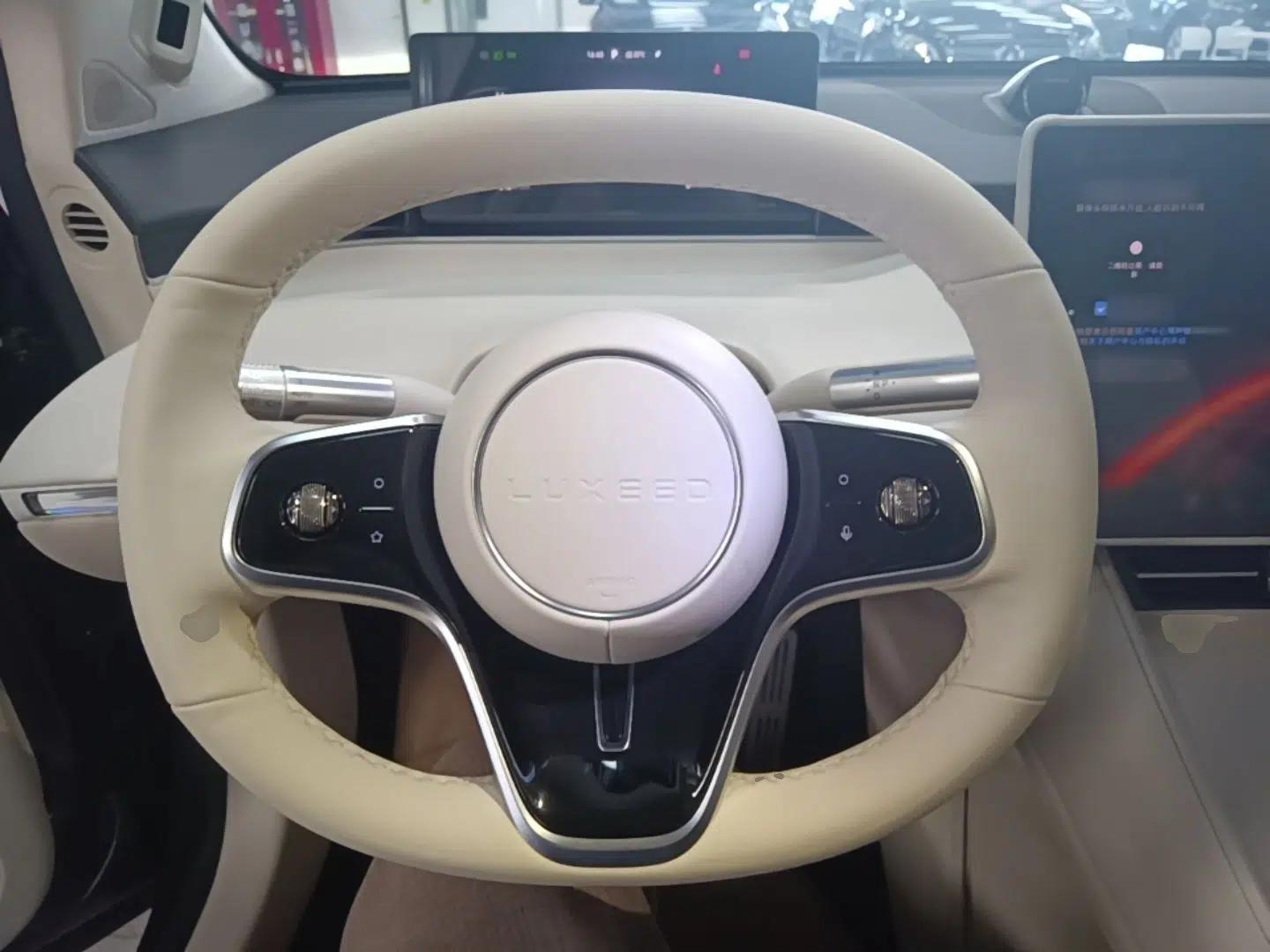 Hima Luxeed R7 2024 All-Electric 802 km Max — миниатюра 13