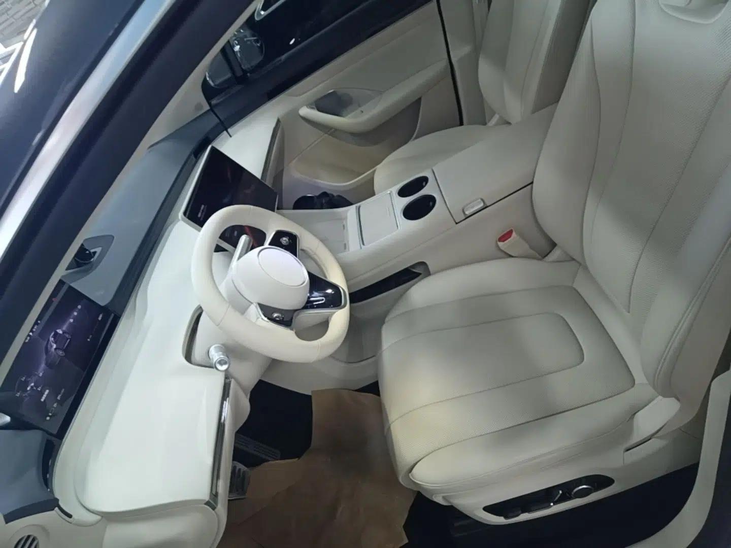 Hima Luxeed R7 2024 All-Electric 802 km Max — миниатюра 17