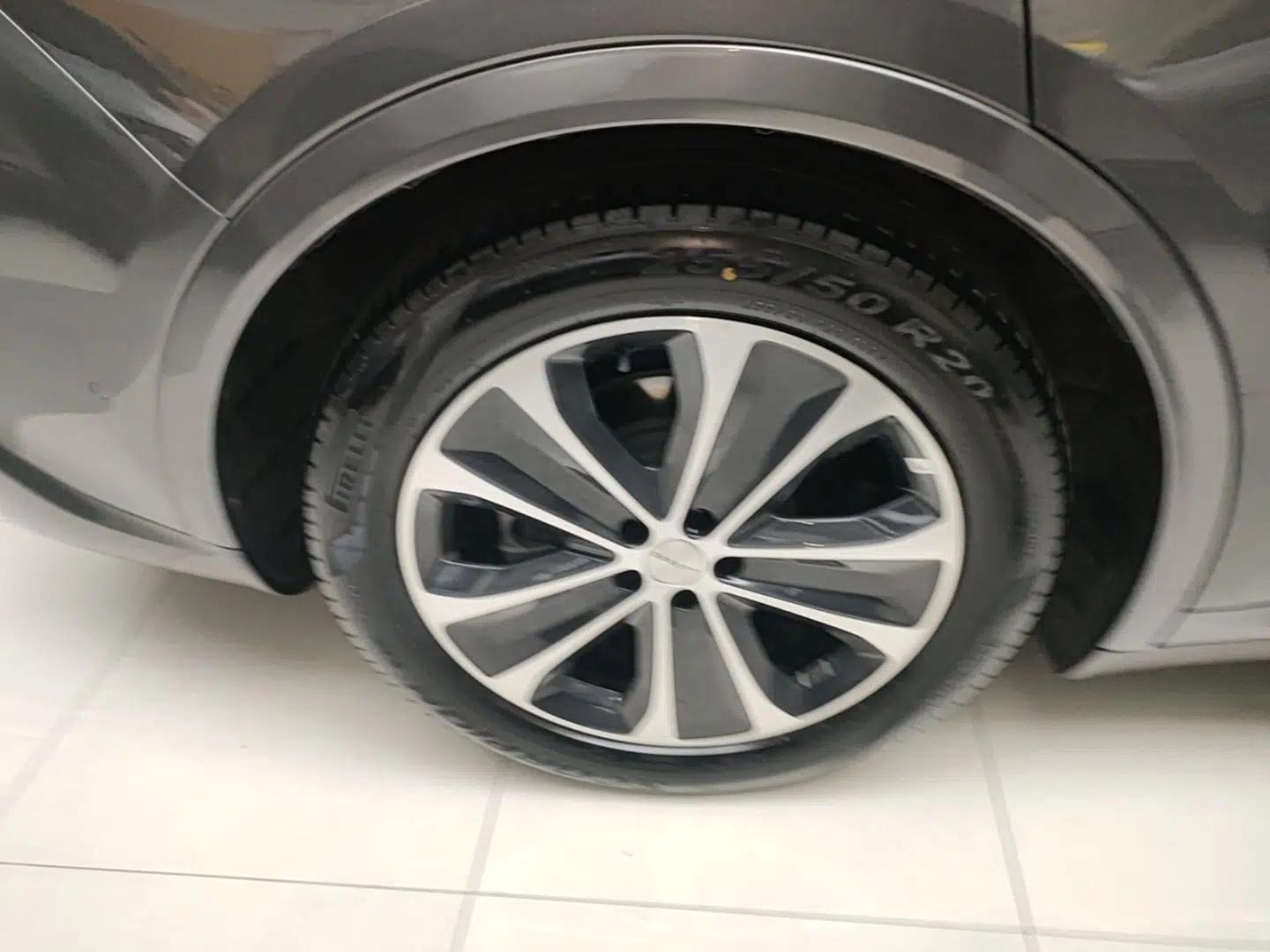 Hima Luxeed R7 2025 Range-Extended Version 251 km Max — миниатюра 11