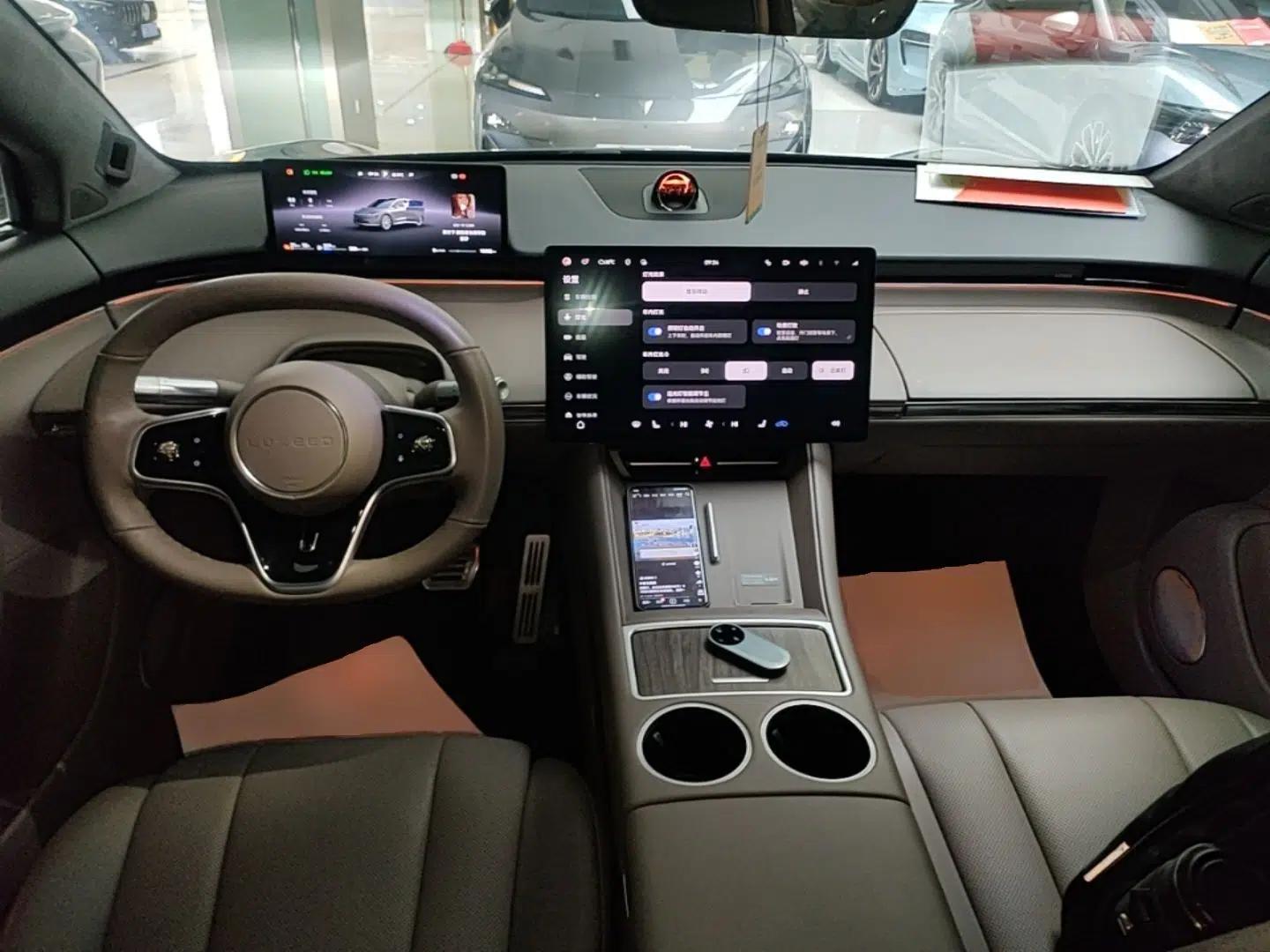 Hima Luxeed R7 2025 Range-Extended Version 251 km Max — миниатюра 12