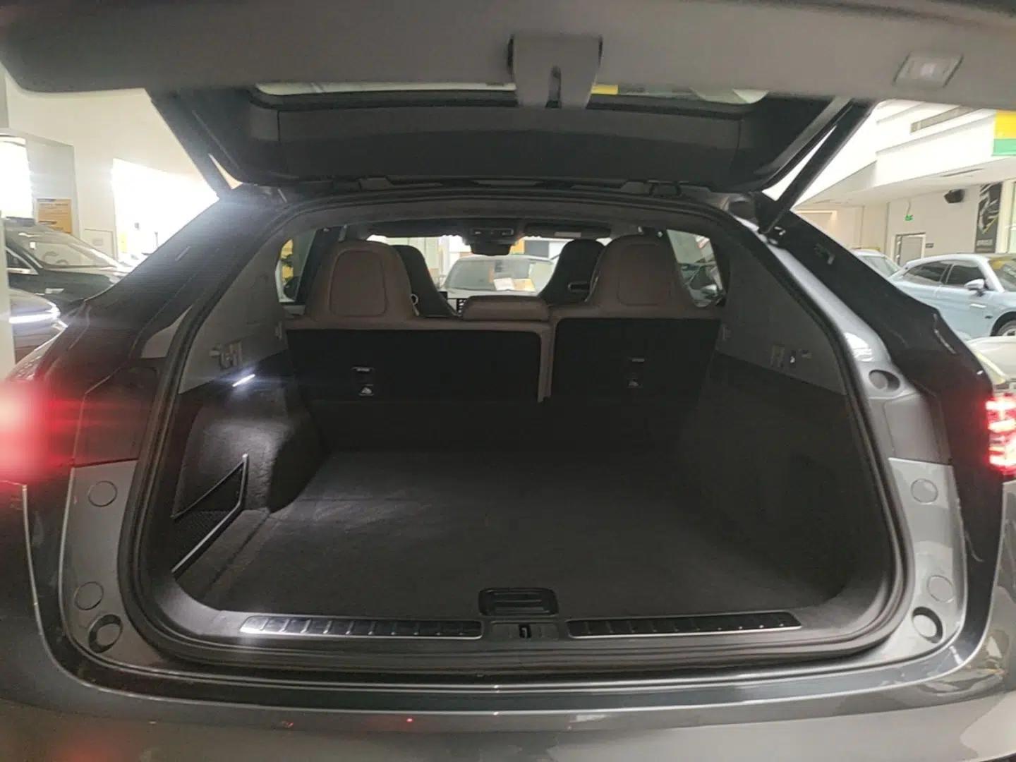 Hima Luxeed R7 2025 Range-Extended Version 251 km Max — миниатюра 22