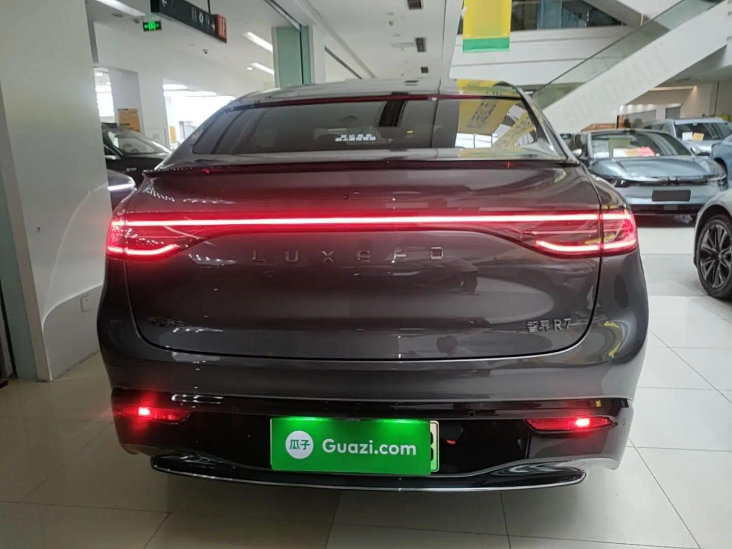 Hima Luxeed R7 2025 Range-Extended Version 251 km Max — миниатюра 5
