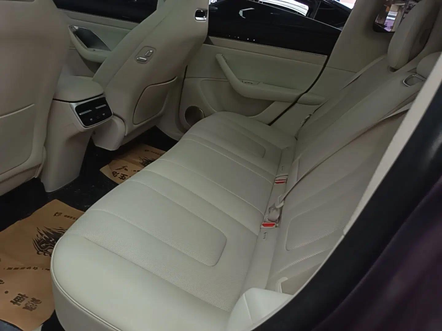 Hima Luxeed R7 2025 Range-Extended Version 251 km Max — миниатюра 25