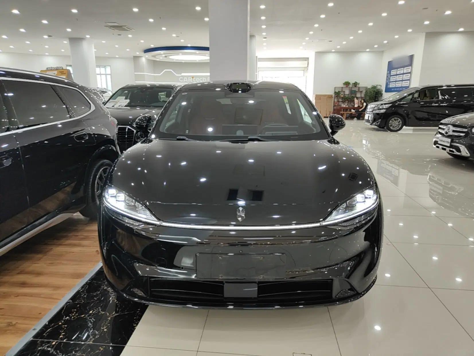 Hima Luxeed R7 2026 Model Pure Electric Ultra — миниатюра 2