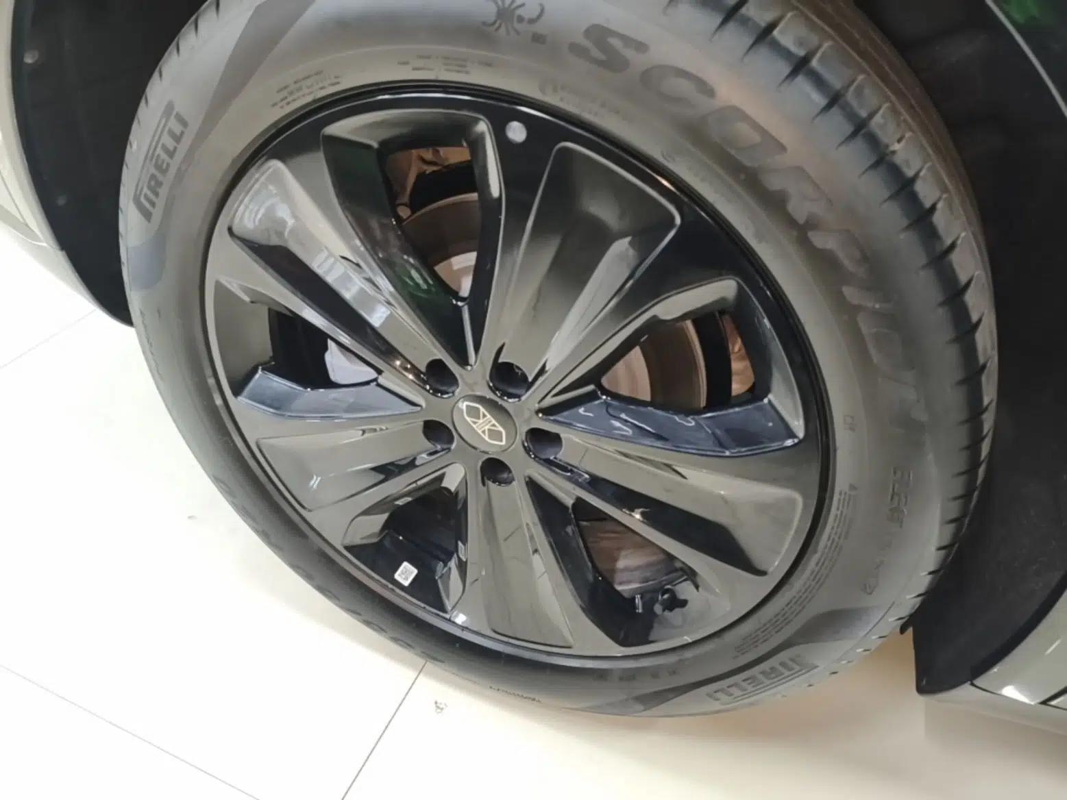 Hima Luxeed R7 2026 Model Range-Extending Max — миниатюра 11