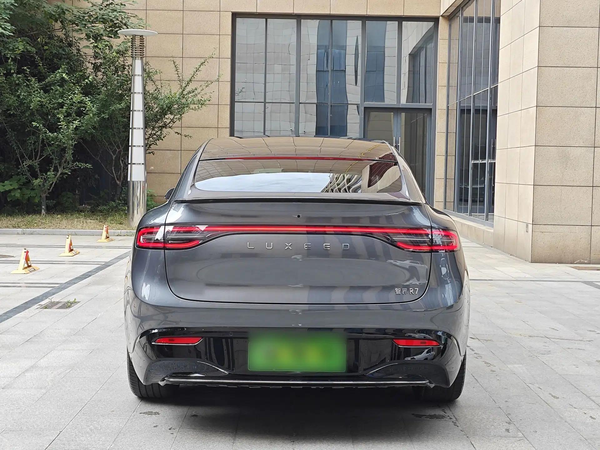 Hima Luxeed R7 2024 All-Electric 802 km Max — миниатюра 17