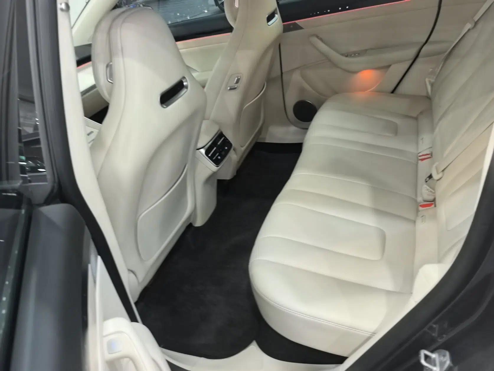 Hima Luxeed R7 2024 All-Electric 802 km Max — миниатюра 30