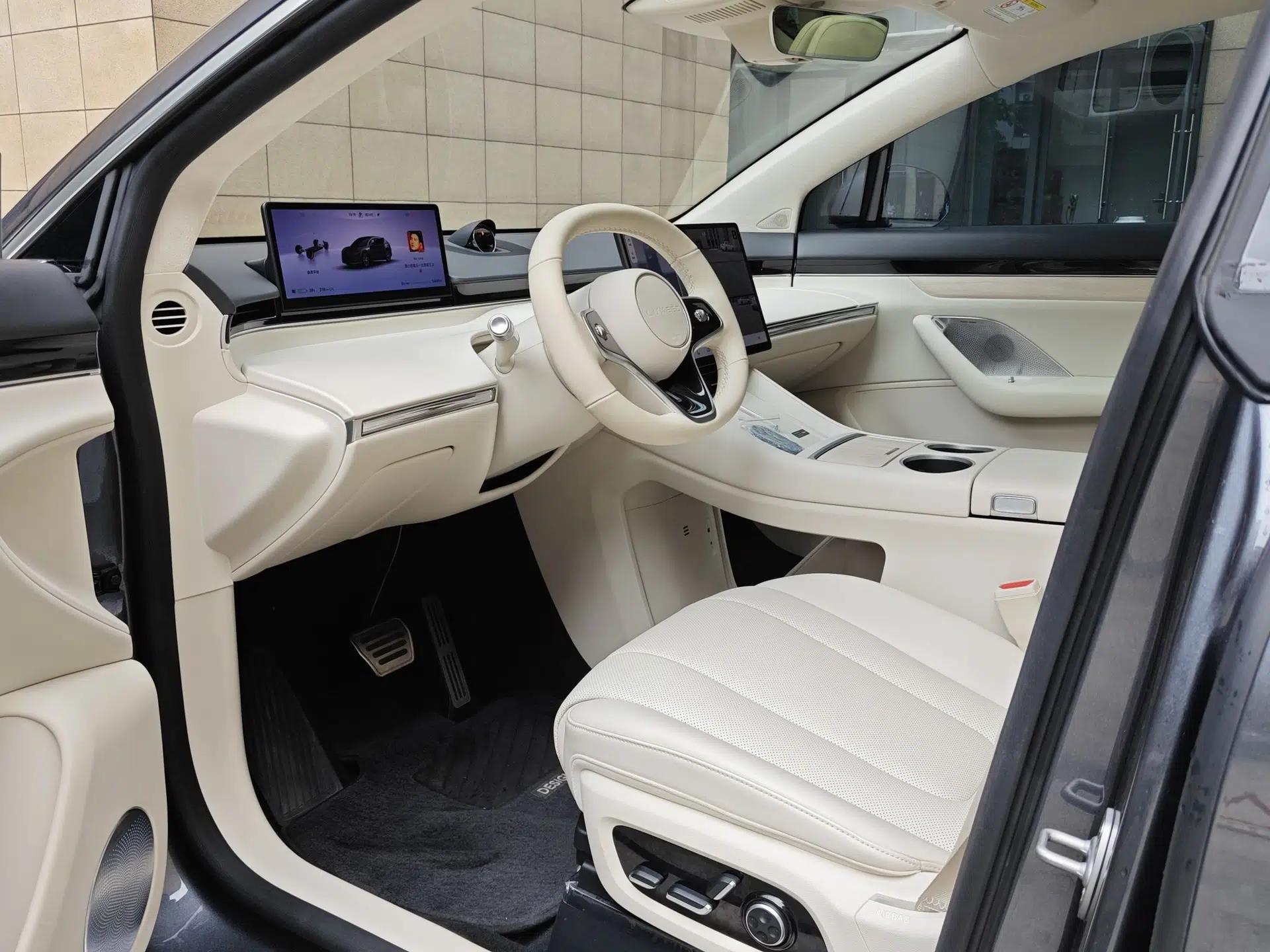 Hima Luxeed R7 2024 All-Electric 802 km Max — миниатюра 35
