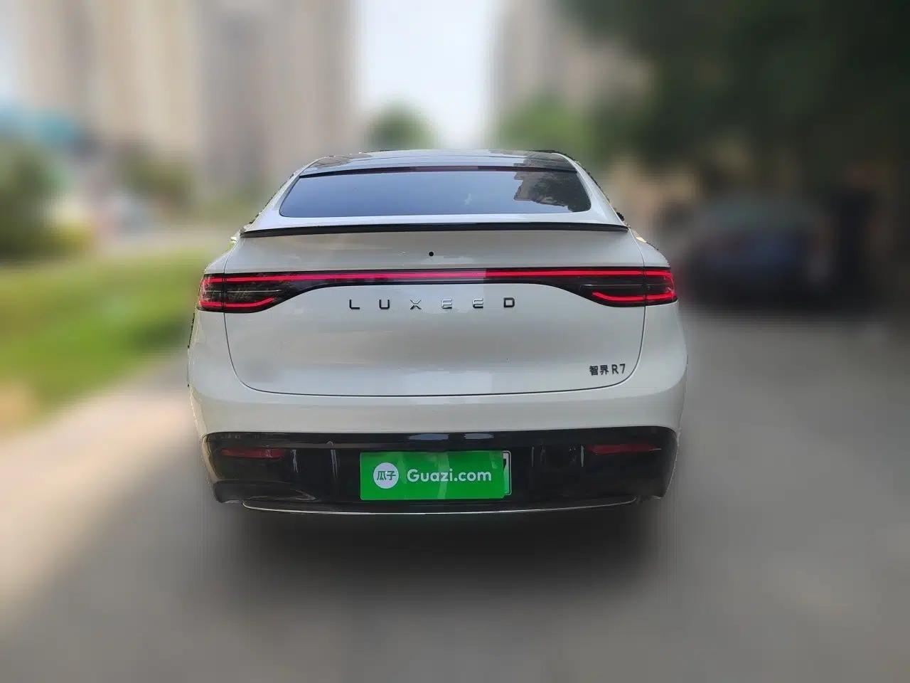 Hima Luxeed R7 2024 All-Electric 667 km Max — миниатюра 5