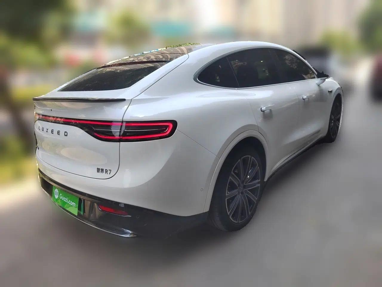 Hima Luxeed R7 2024 All-Electric 667 km Max — миниатюра 6