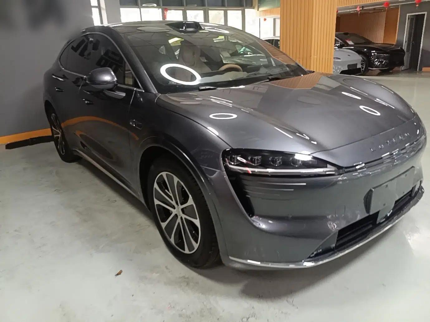 Hima Luxeed R7 2024 All-Electric 802 km Max — миниатюра 12
