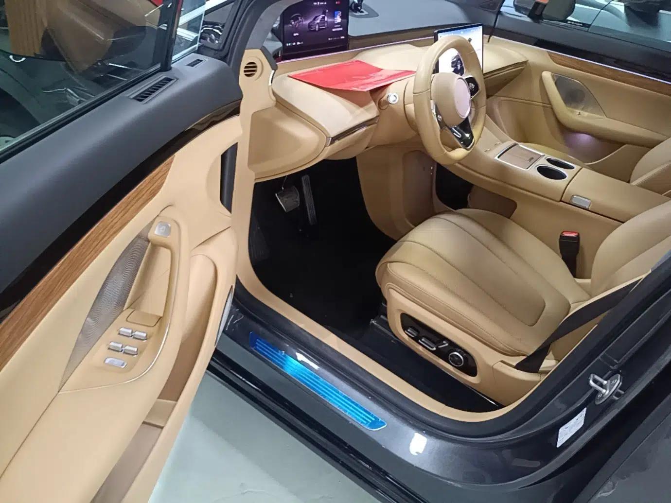 Hima Luxeed R7 2024 All-Electric 802 km Max — миниатюра 23