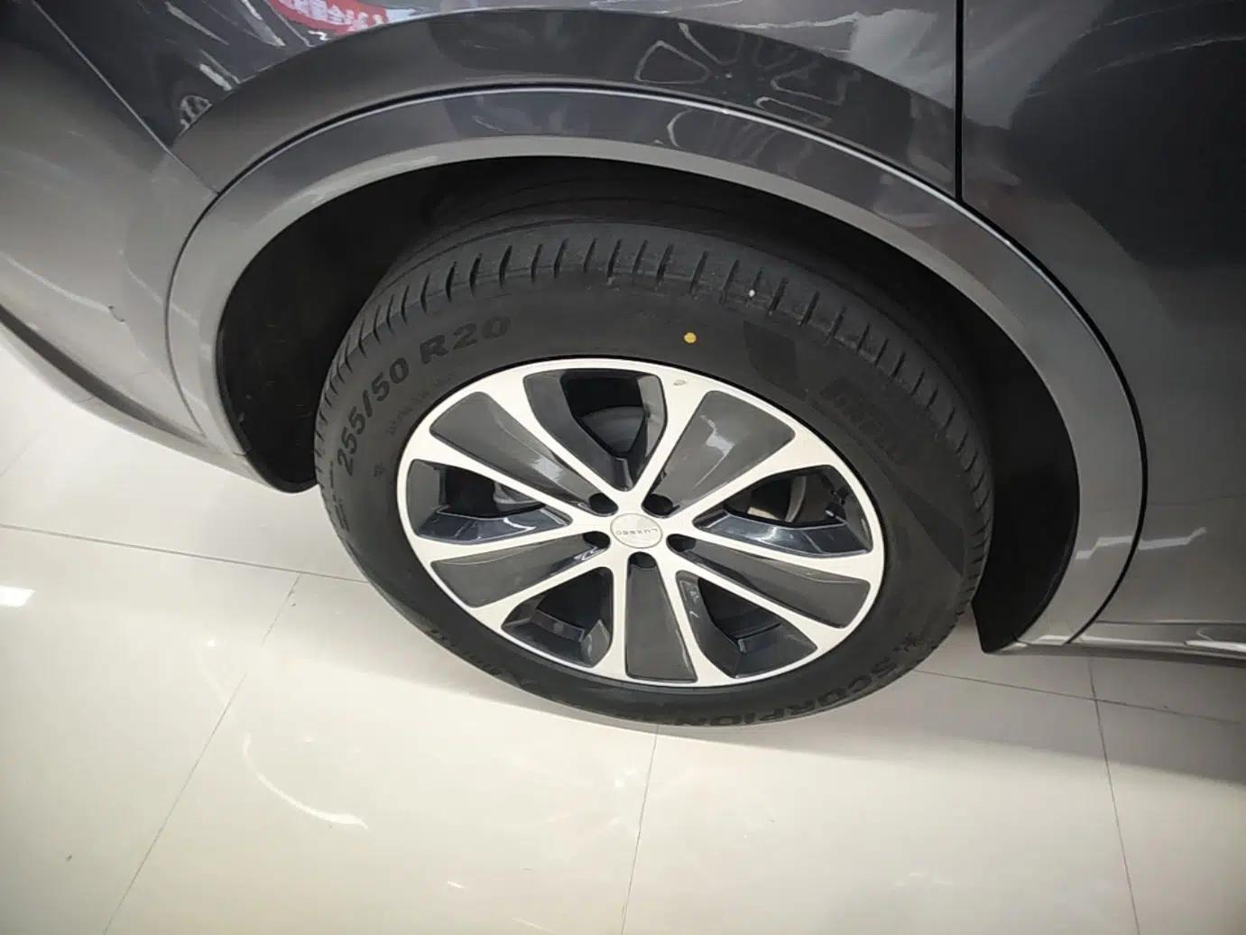 Hima Luxeed R7 2024 All-Electric 802 km Max — миниатюра 11