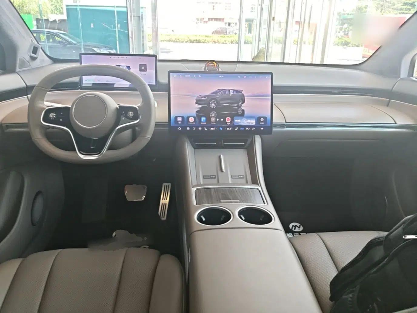 Hima Luxeed R7 2025 Range-Extended Version 251 km Max — миниатюра 21