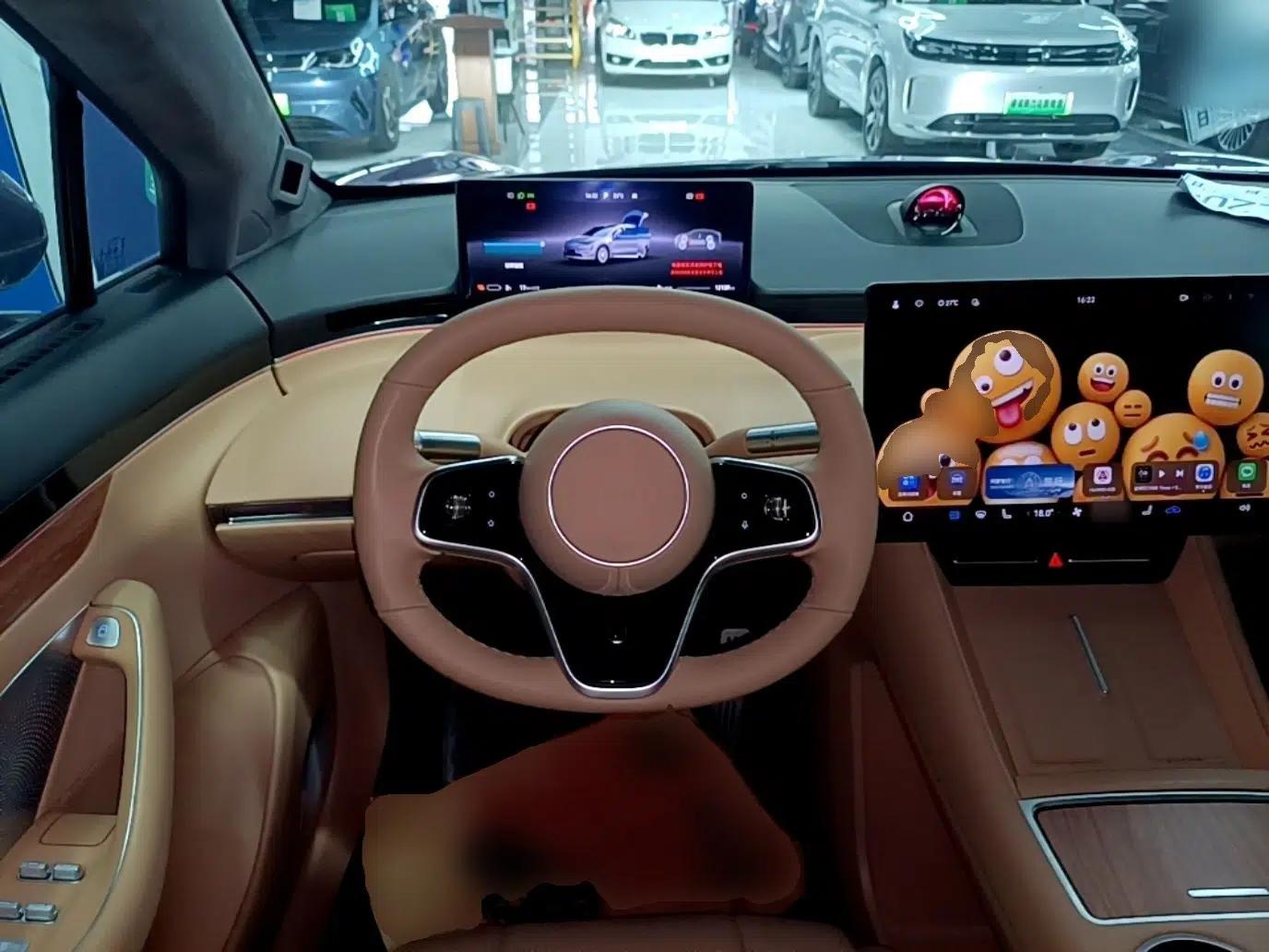 Hima Luxeed R7 2024 All-Electric 736 km Ultra — миниатюра 13
