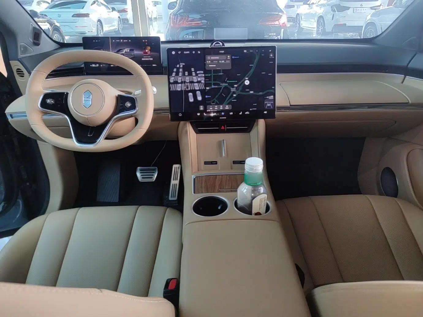 Hima Luxeed R7 2025 Extended-Range 331km Ultra — миниатюра 12