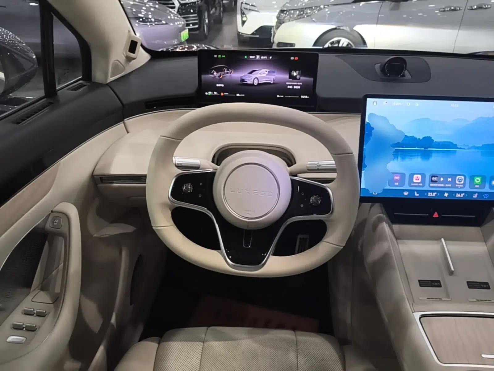 Hima Luxeed R7 2025 Range-Extended Version 251 km Max — миниатюра 13