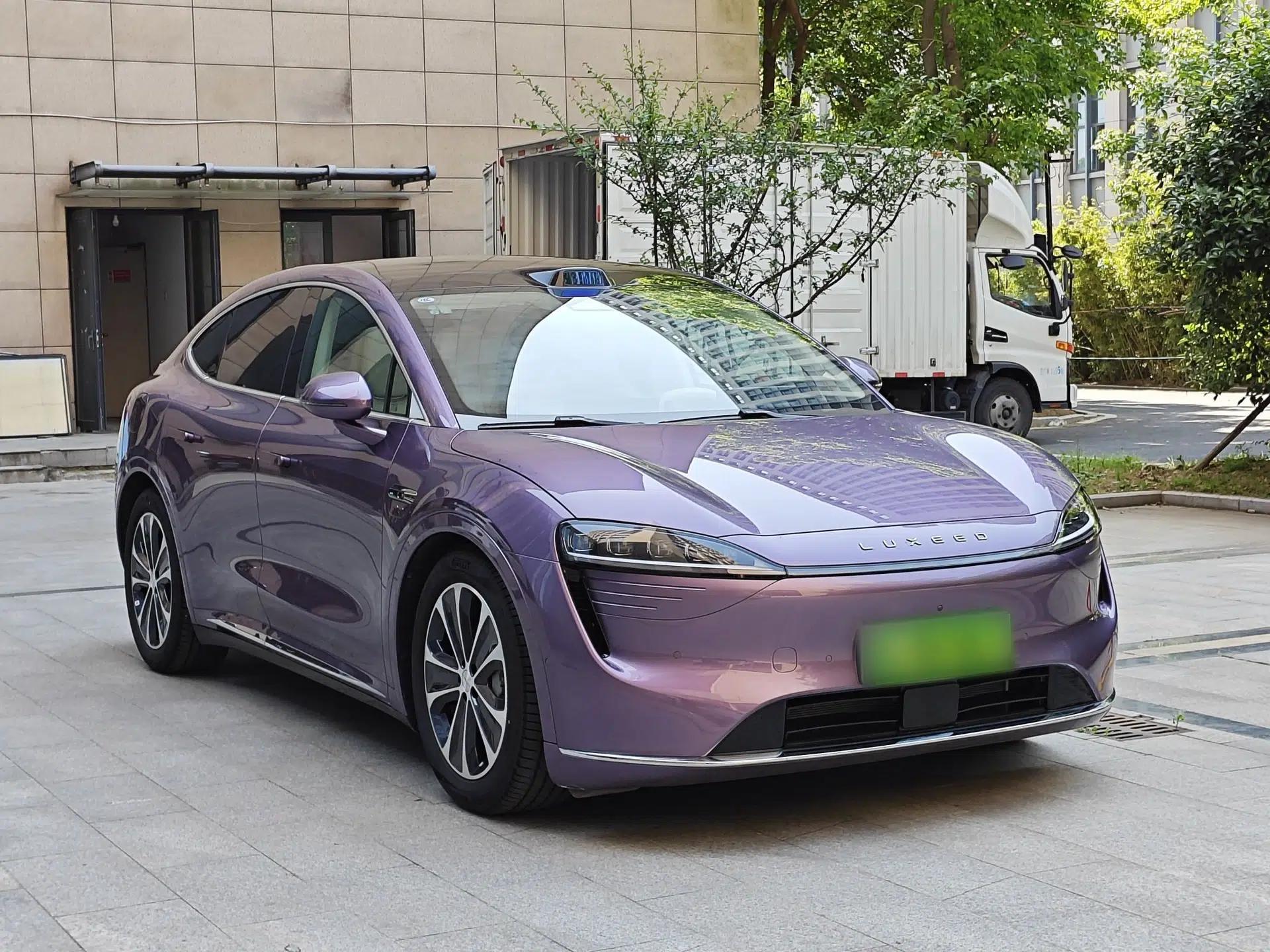Hima Luxeed R7 2025 Range-Extended Version 251 km Max — миниатюра 6