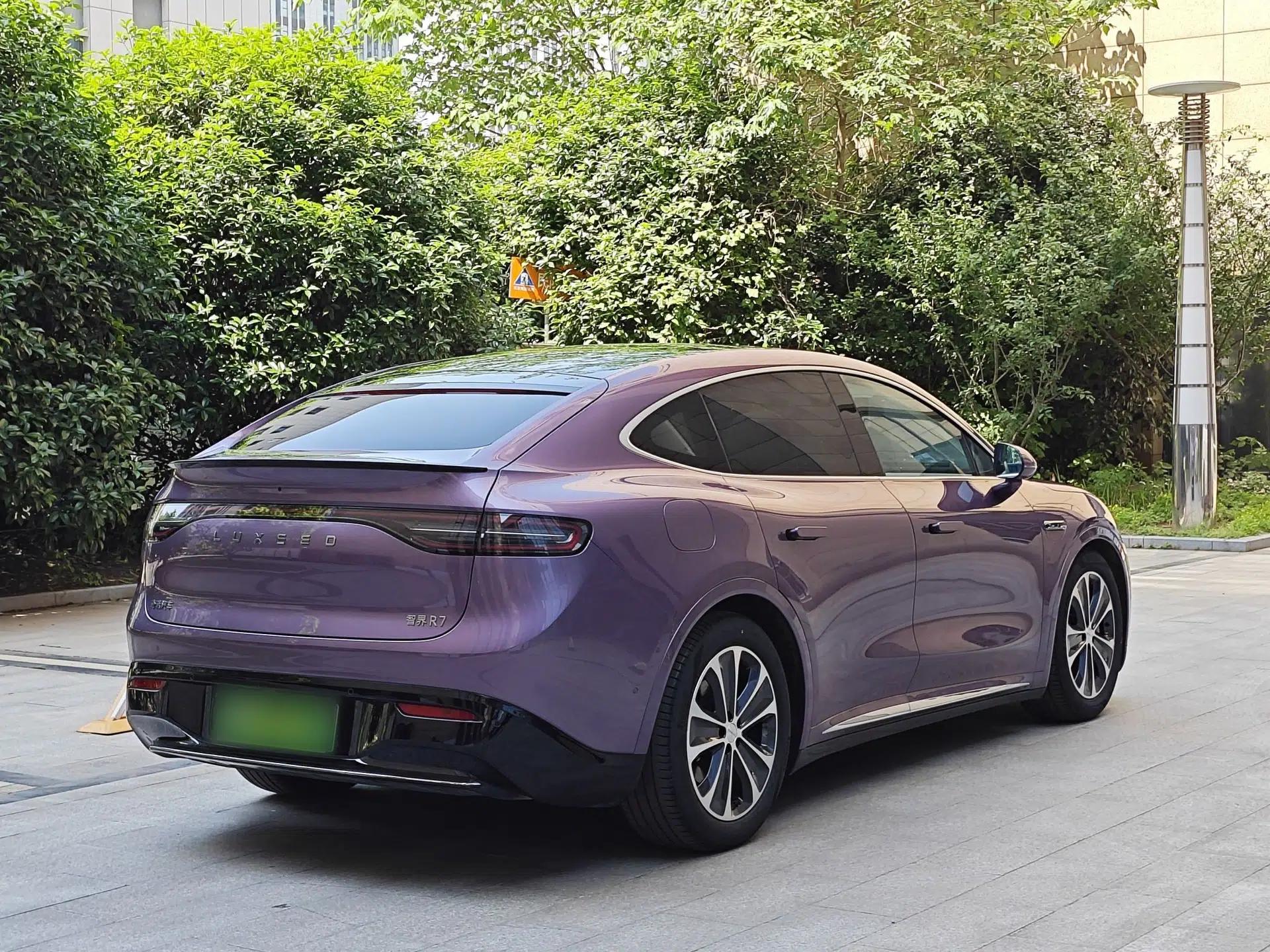 Hima Luxeed R7 2025 Range-Extended Version 251 km Max — миниатюра 8