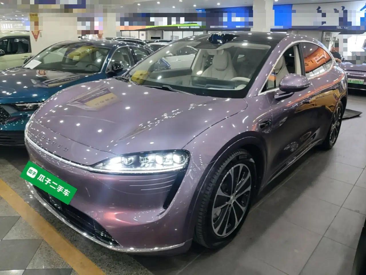 Hima Luxeed R7 2025 Range-Extended Version 251 km Max — миниатюра 1