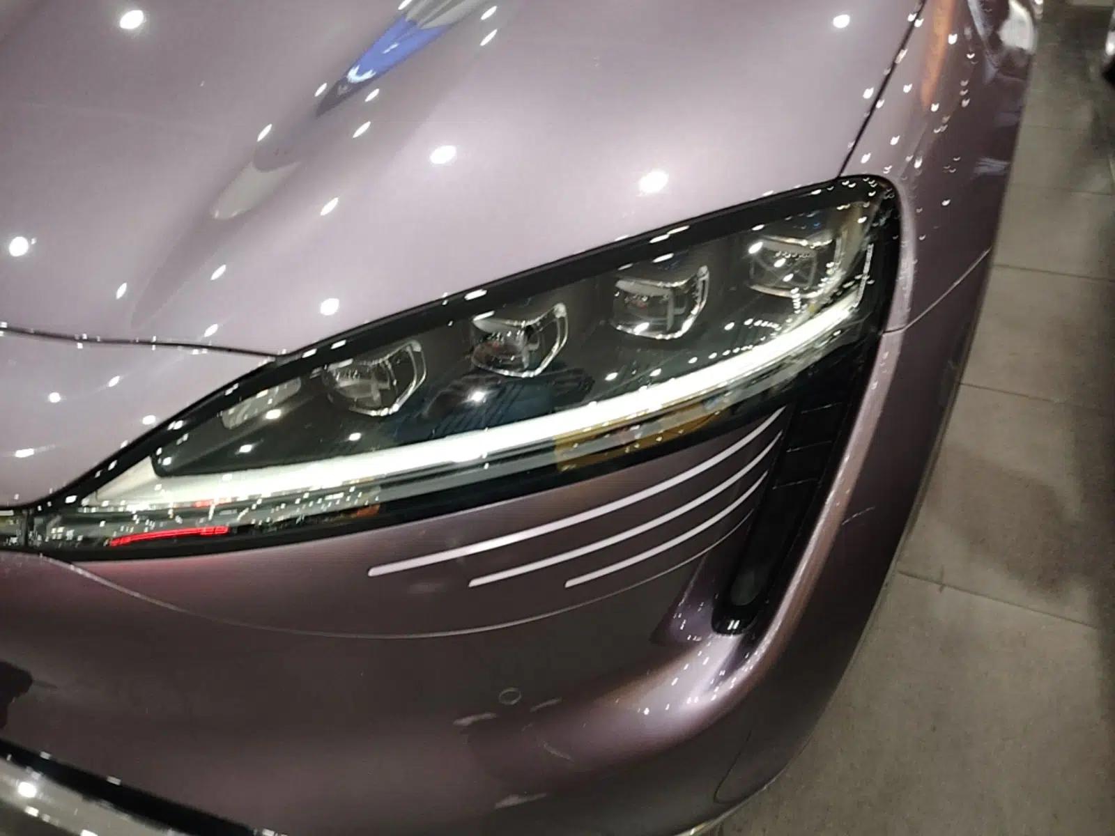 Hima Luxeed R7 2025 Range-Extended Version 251 km Max — миниатюра 8