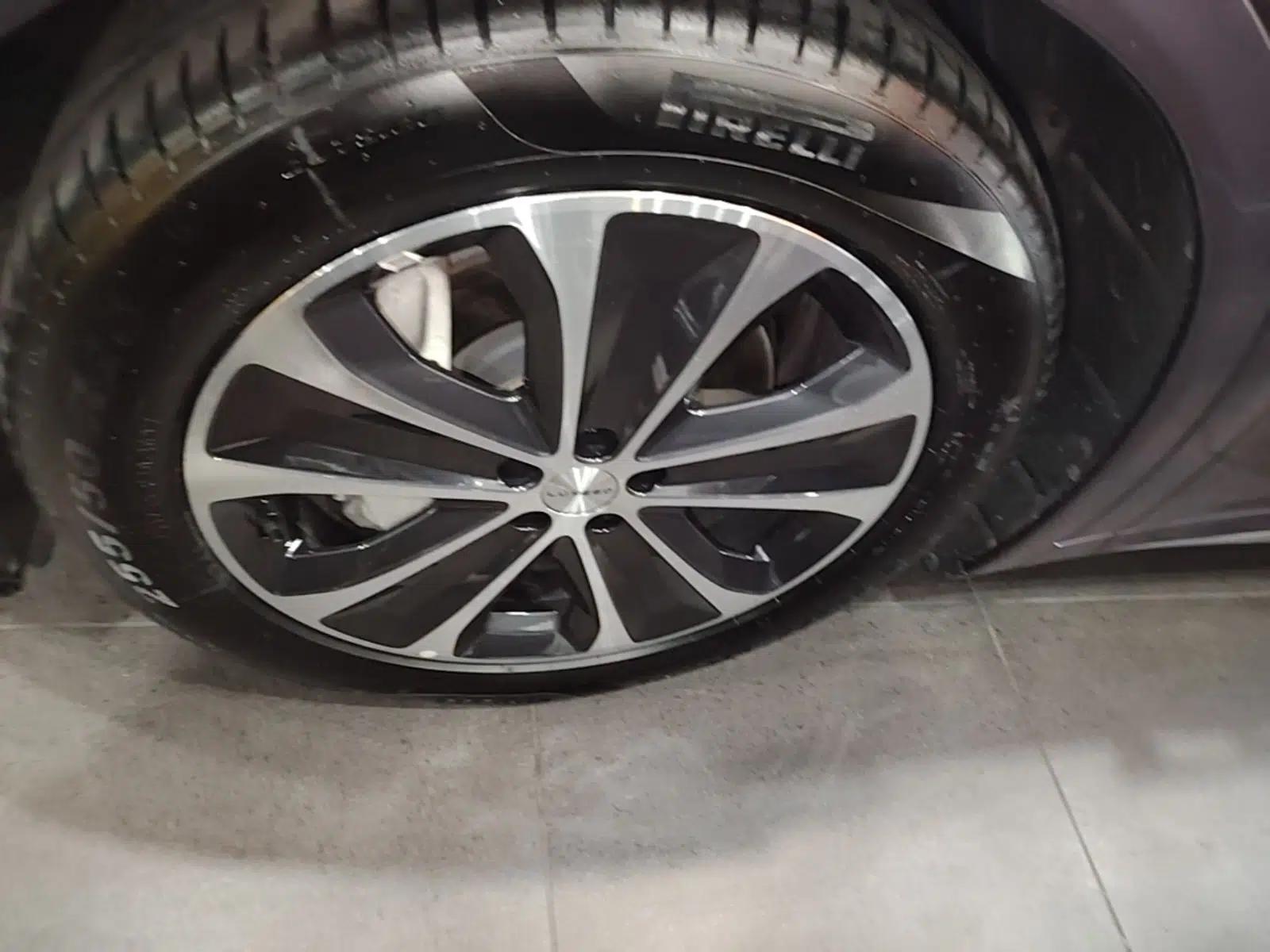 Hima Luxeed R7 2025 Range-Extended Version 251 km Max — миниатюра 10