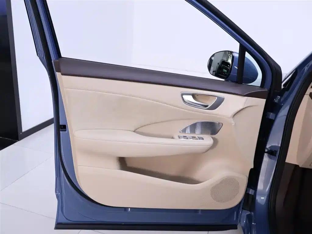Shangjie H5 2025 Pure Electric Max Long Range — миниатюра 18