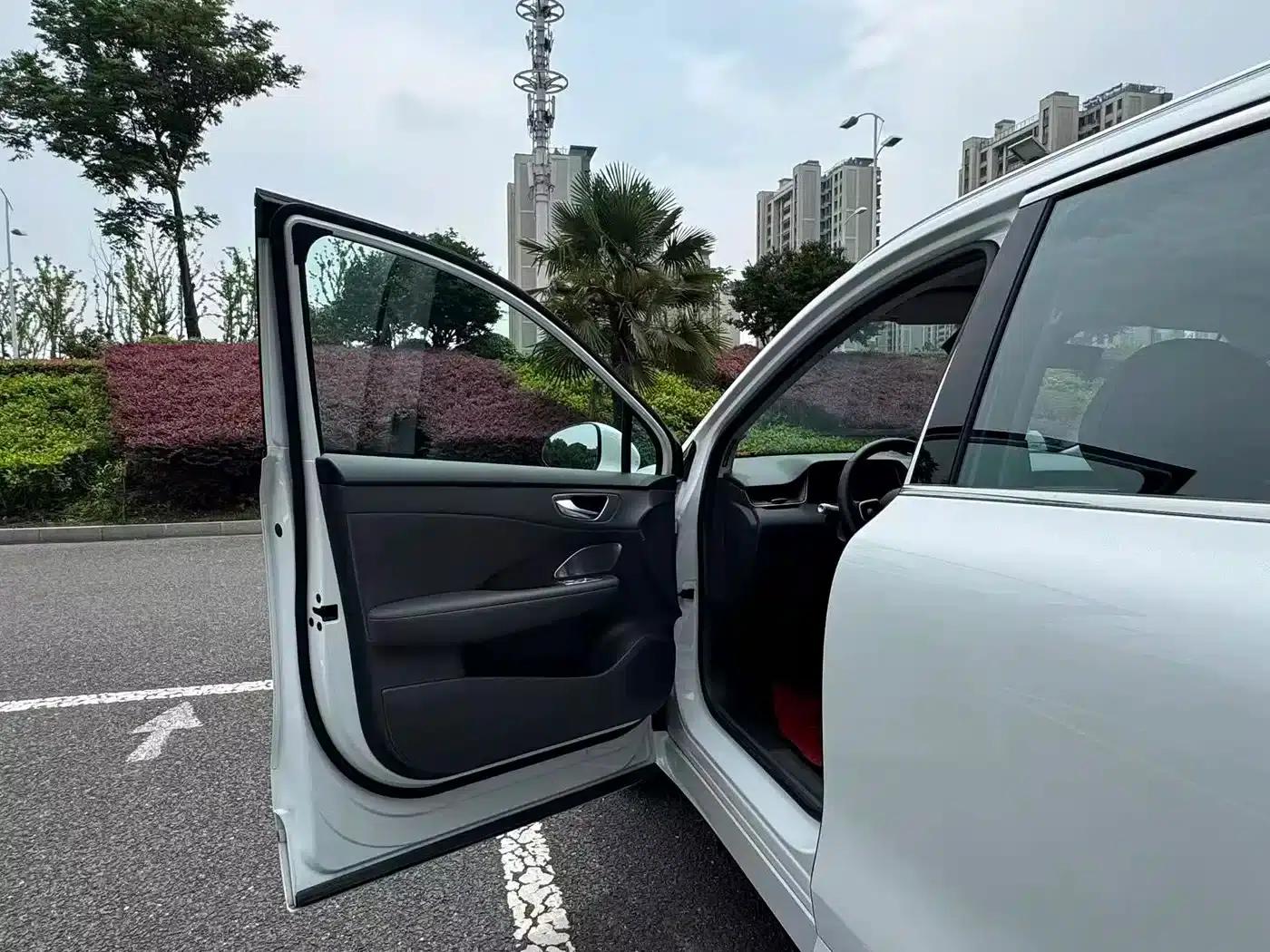 Shangjie H5 2025 Pure Electric Max — миниатюра 8