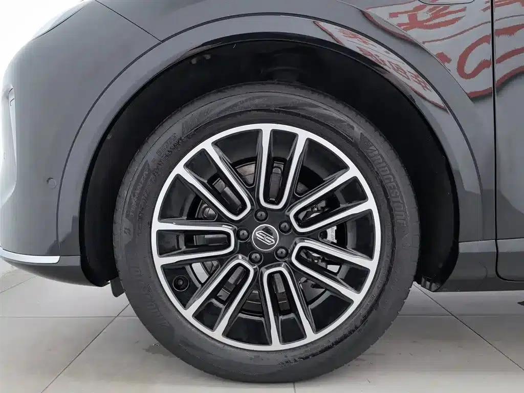 Shangjie H5 2025 Pure Electric Max Long Range — миниатюра 17