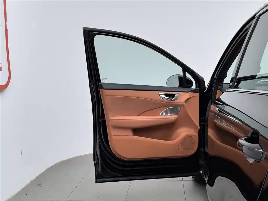 Shangjie H5 2025 Pure Electric Max Long Range — миниатюра 8