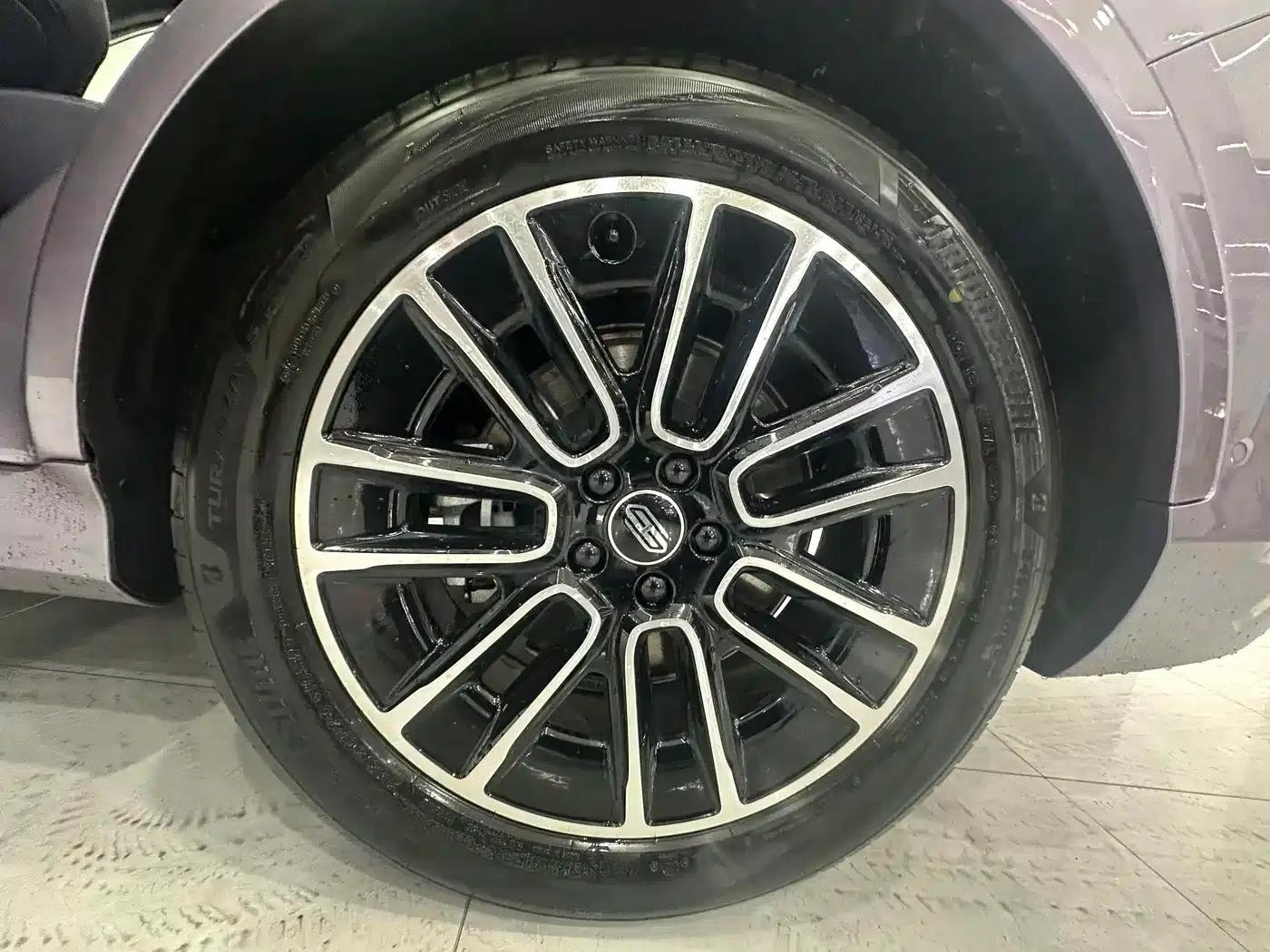2025 Shangjie H5 Extended Range Max — миниатюра 5