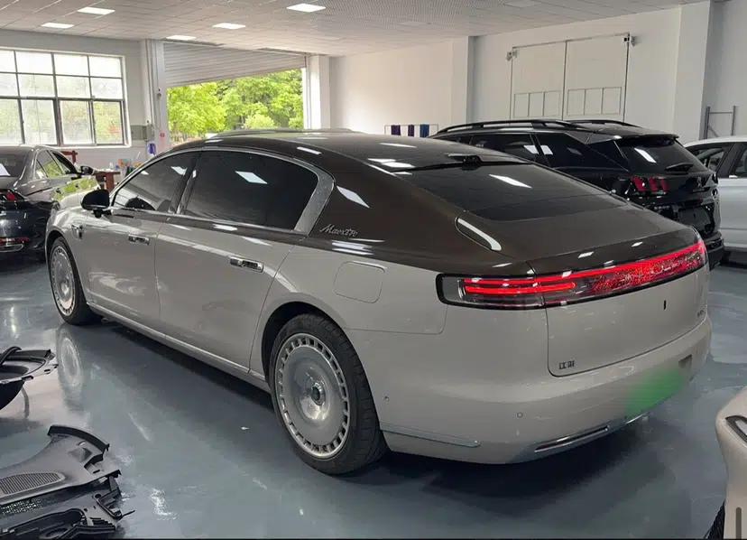 Hima S800 2025 Model, Range-Extended Starlight Executive Edition, 4 Seats — миниатюра 2