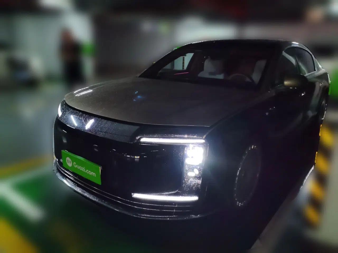 Hima S800 2025 Model, Range-Extended Starlight Executive Edition, 4 Seats — миниатюра 1